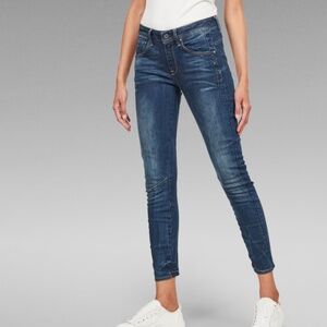 LIKE NEW G-Star Arc 3D Mid Skinny Jeans in Color: Dark Aged (Size:  W24 L28)